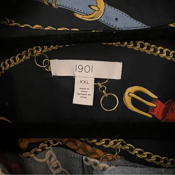 1901 Button Down Top - Picture 4 of 6